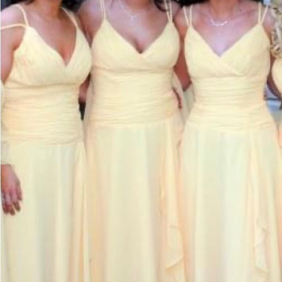 Buttercup bridesmaids dress, size 10, fits more like an 8. Like new condition. - Picture 5 of 7